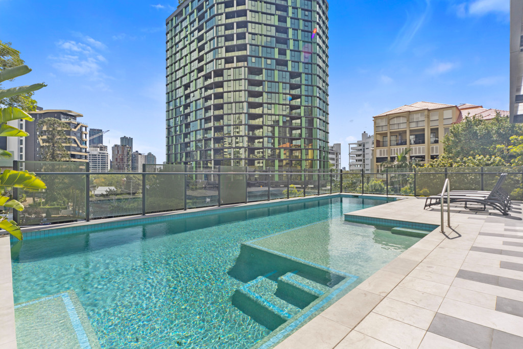 83 O'Connell St, Kangaroo Point, QLD 4169