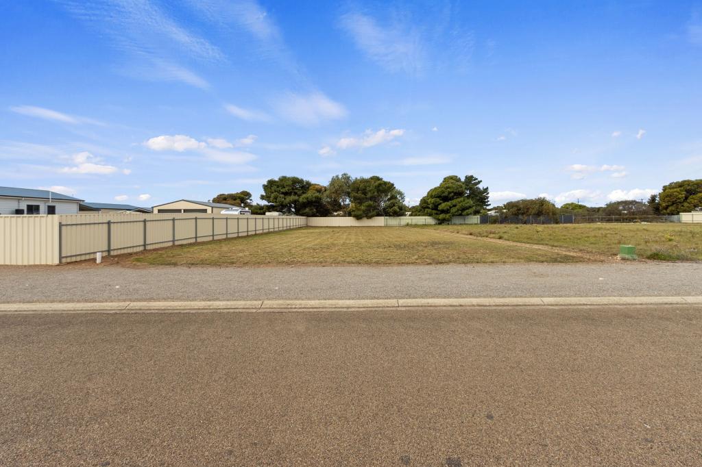 9 Dev Patterson Dr, Edithburgh, SA 5583