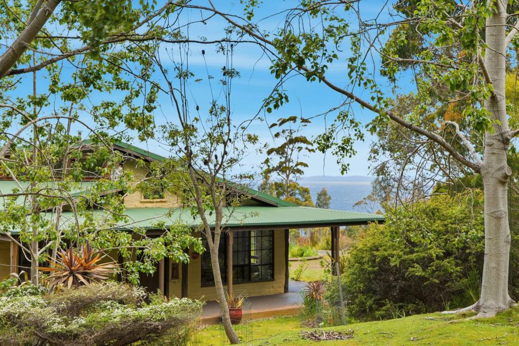 110 Scarrs Rd, Garden Island Creek, TAS 7112