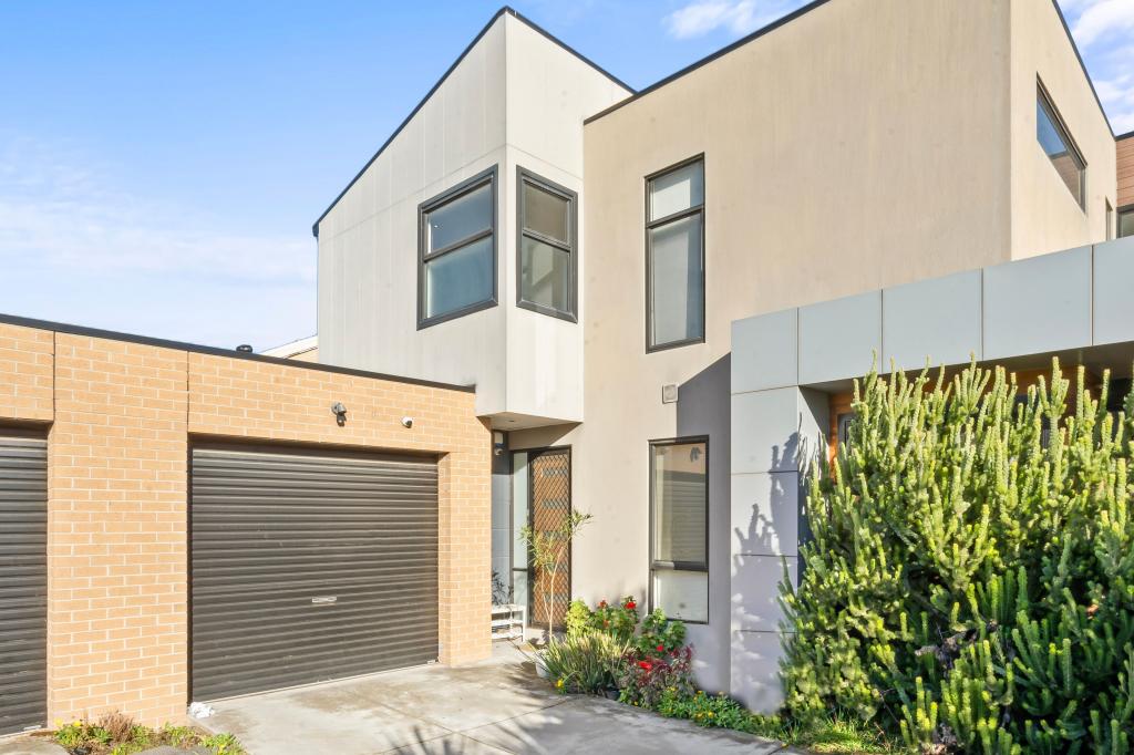 2/121 Widford St, Glenroy, VIC 3046