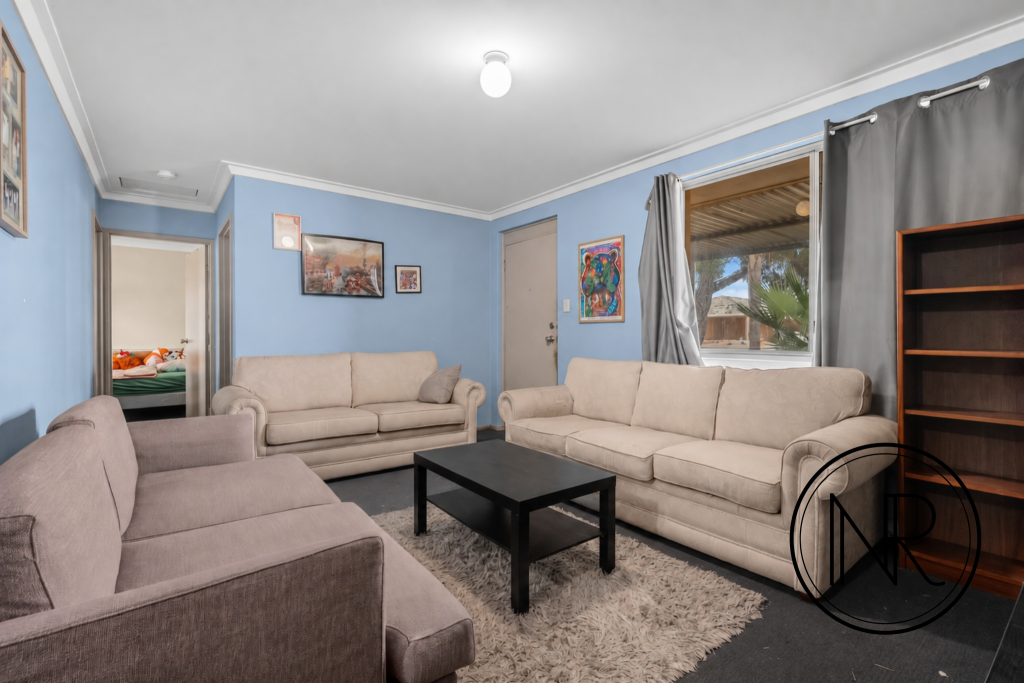 93 Eighth Rd, Armadale, WA 6112