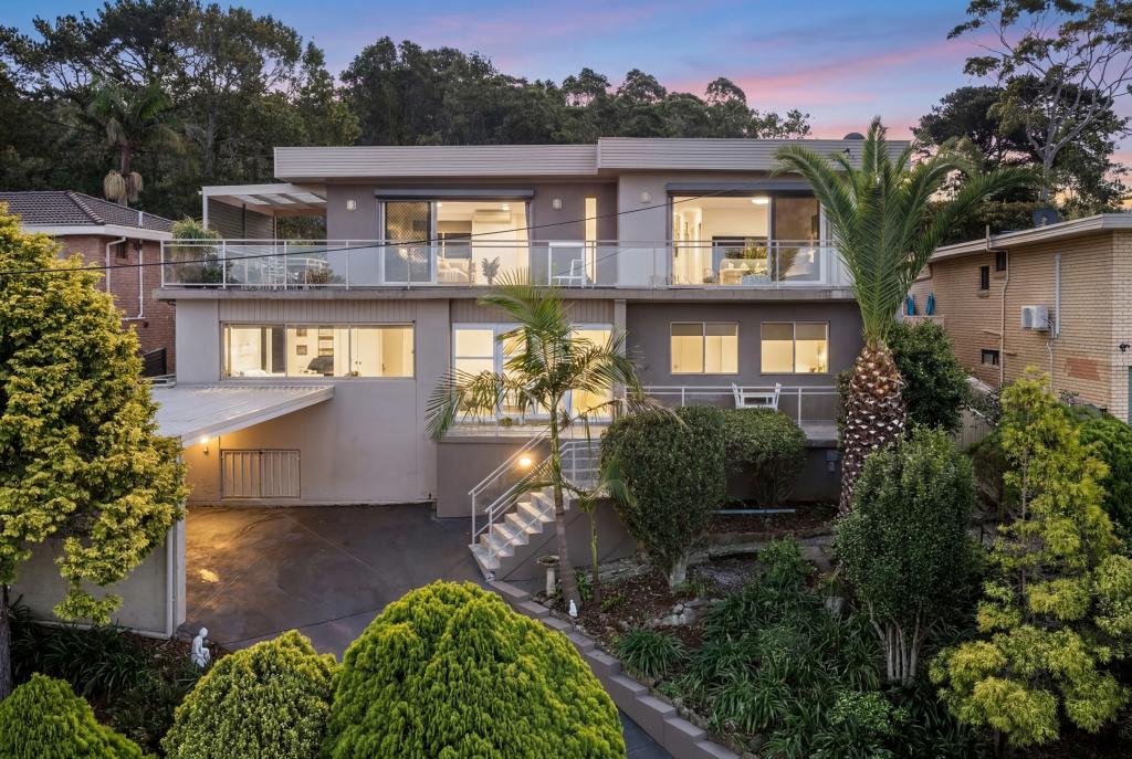8 Matthews Dr, Mount Warrigal, NSW 2528