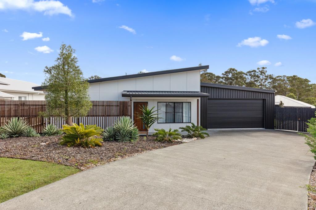 19 Red Rover Cl, Southside, QLD 4570