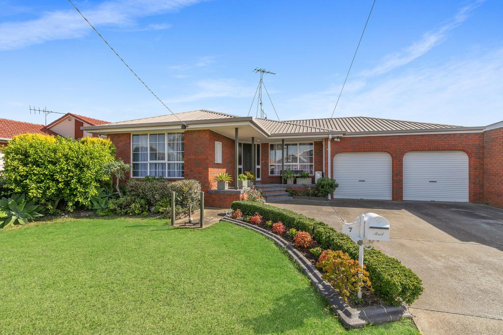 7 Nanworen Cres, Bell Park, VIC 3215