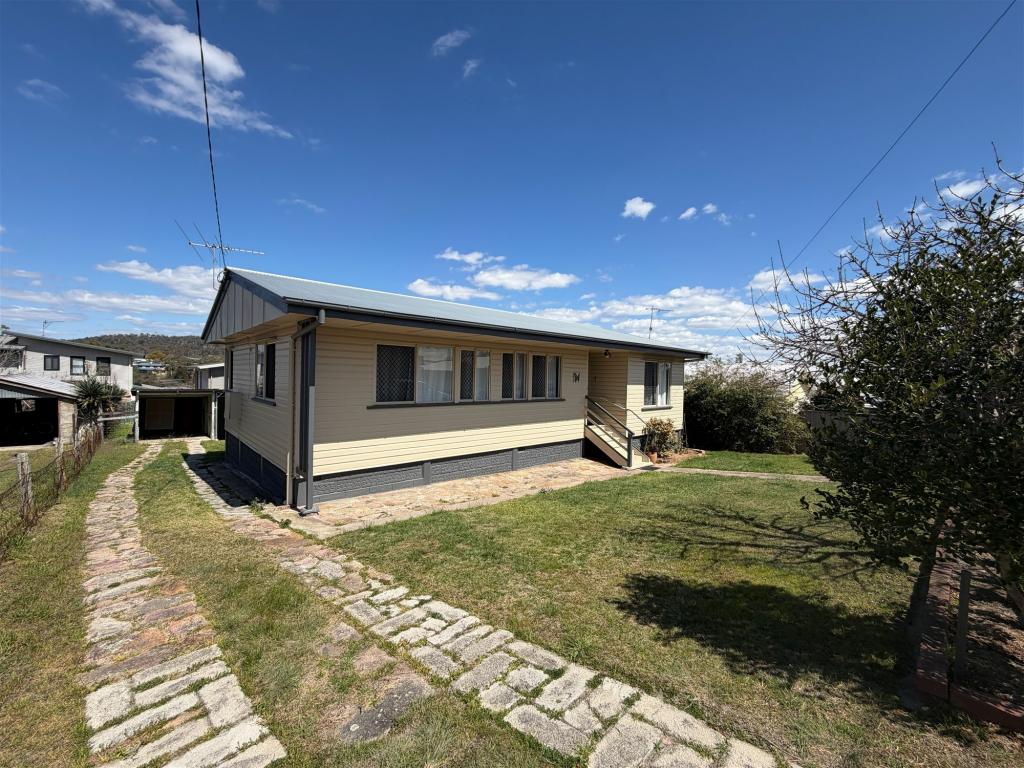 25 Wolfram St, Stanthorpe, QLD 4380