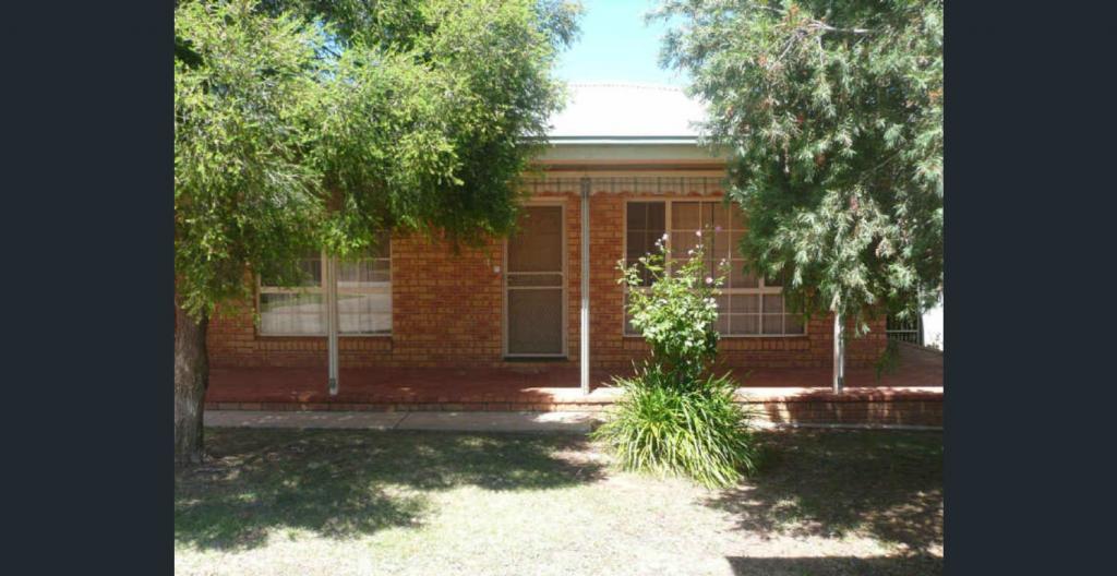 4/25 Racecourse Rd, Narrandera, NSW 2700