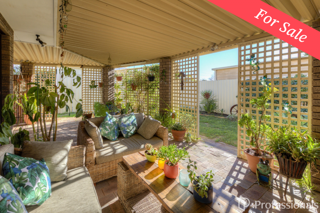 8 Palmer Cres, High Wycombe, WA 6057