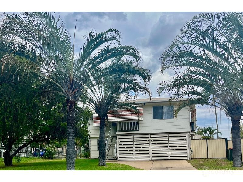 23 Bernborough Ave, Moranbah, QLD 4744