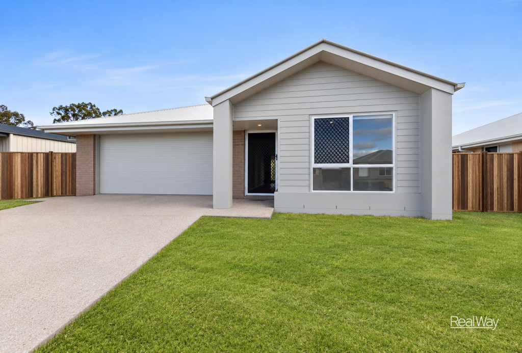 62 Stanley St, Pittsworth, QLD 4356