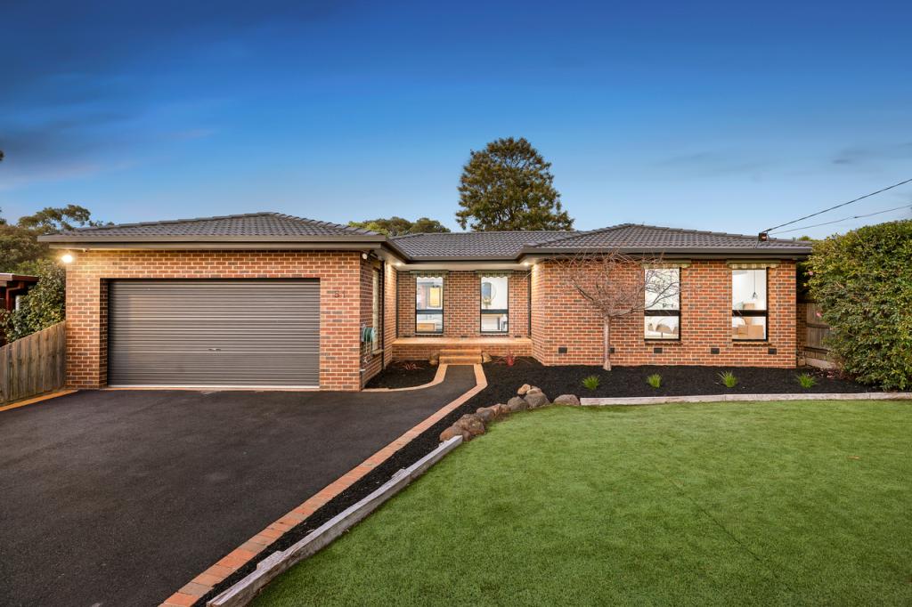 51 Cambden Park Pde, Ferntree Gully, VIC 3156