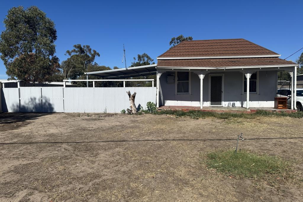 6 Dijon St, Katanning, WA 6317
