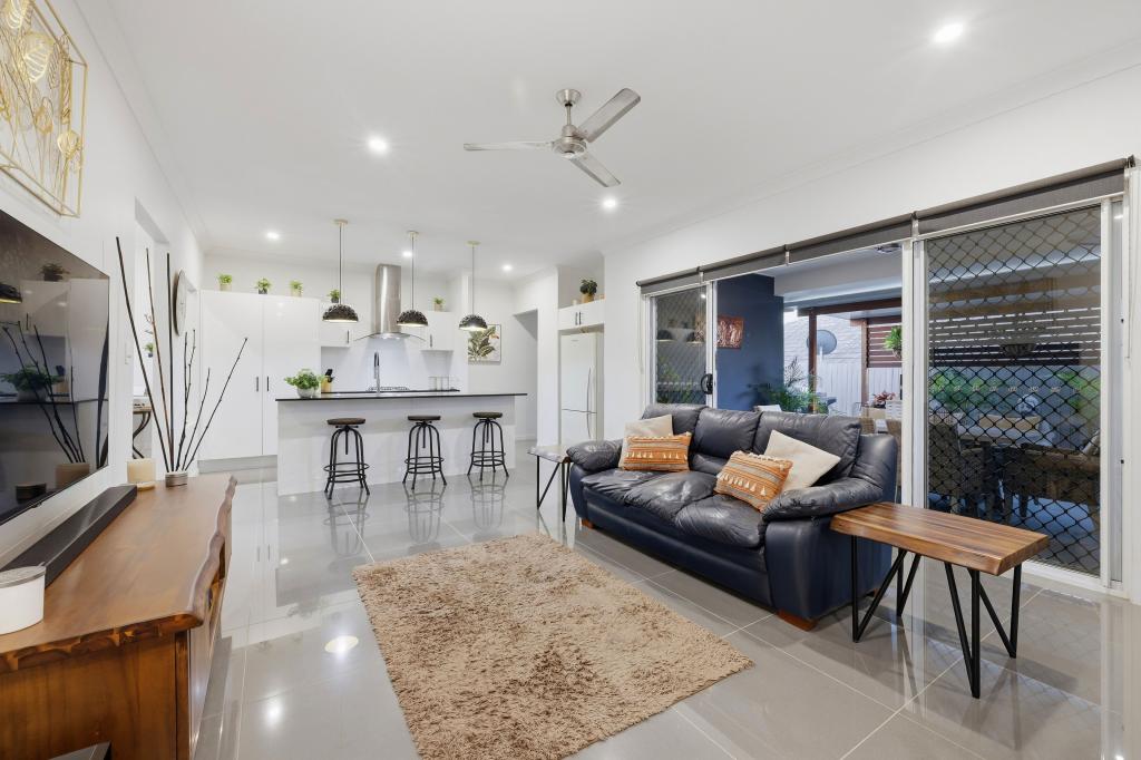 26 Balla Balla Cres, Ormeau Hills, QLD 4208