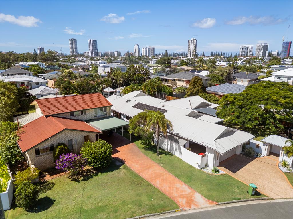 93 Burleigh St, Burleigh Waters, QLD 4220