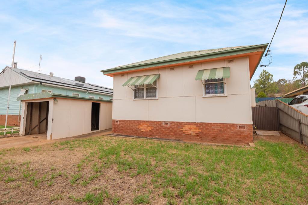 8 Peak Hill Rd, Parkes, NSW 2870