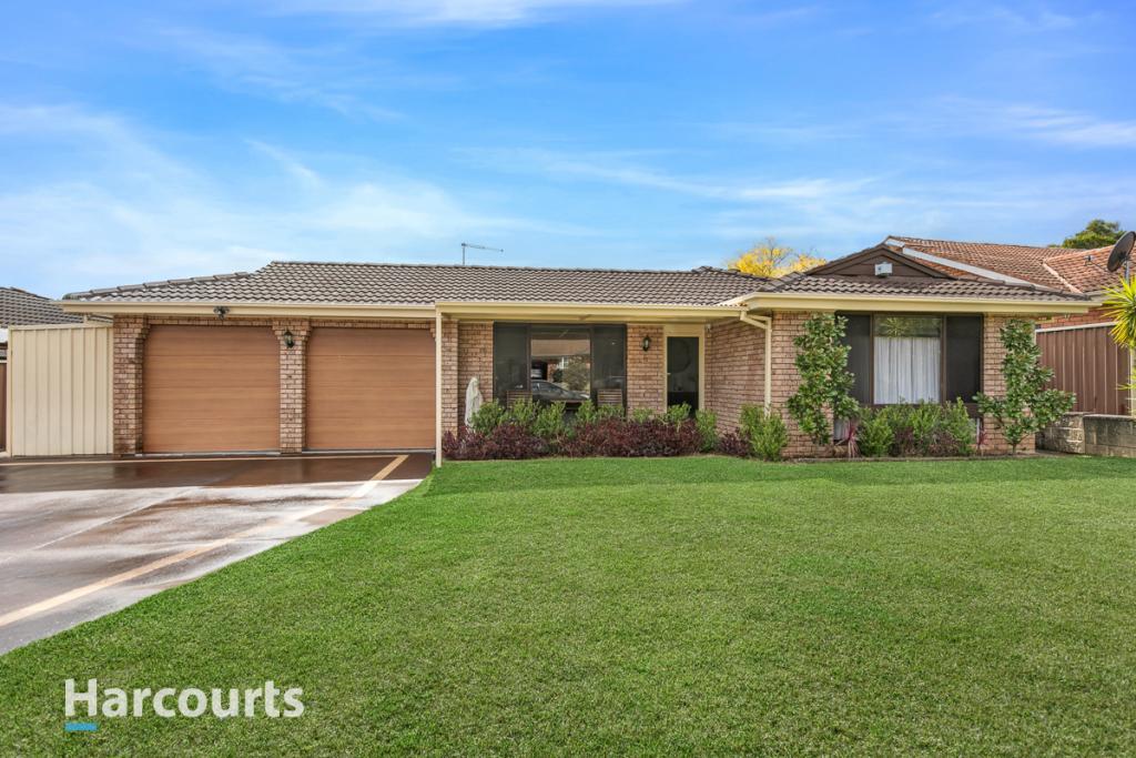11 Solander Dr, St Clair, NSW 2759