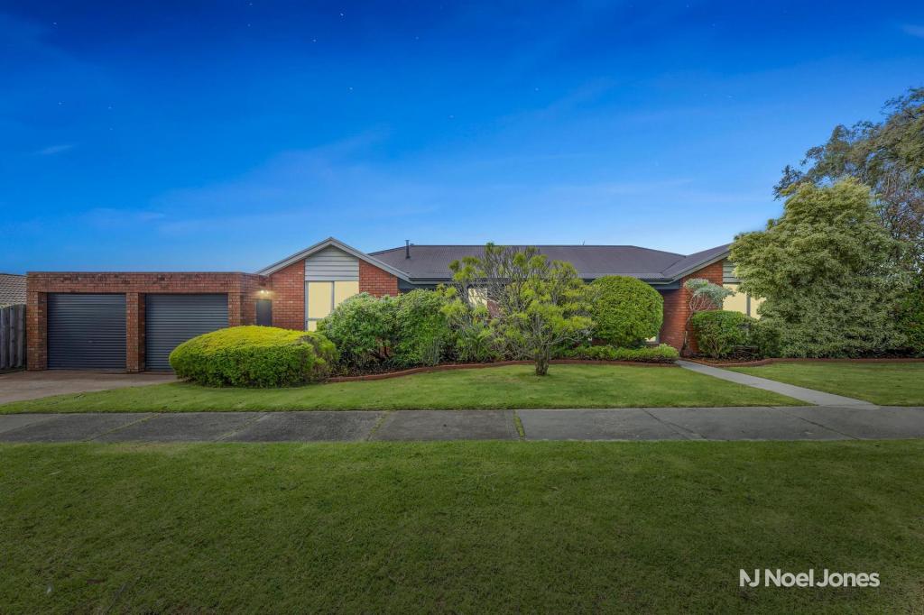 26 ONE CHAIN RD, SOMERVILLE, VIC 3912