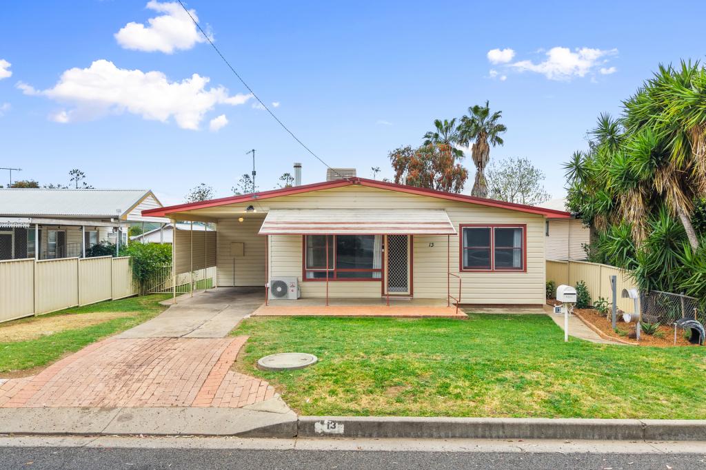 13 Market St, West Tamworth, NSW 2340
