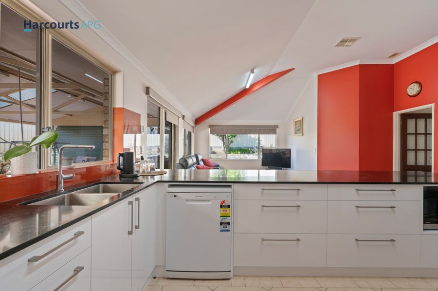 17 Lantana Lane, Glen Iris, WA 6230