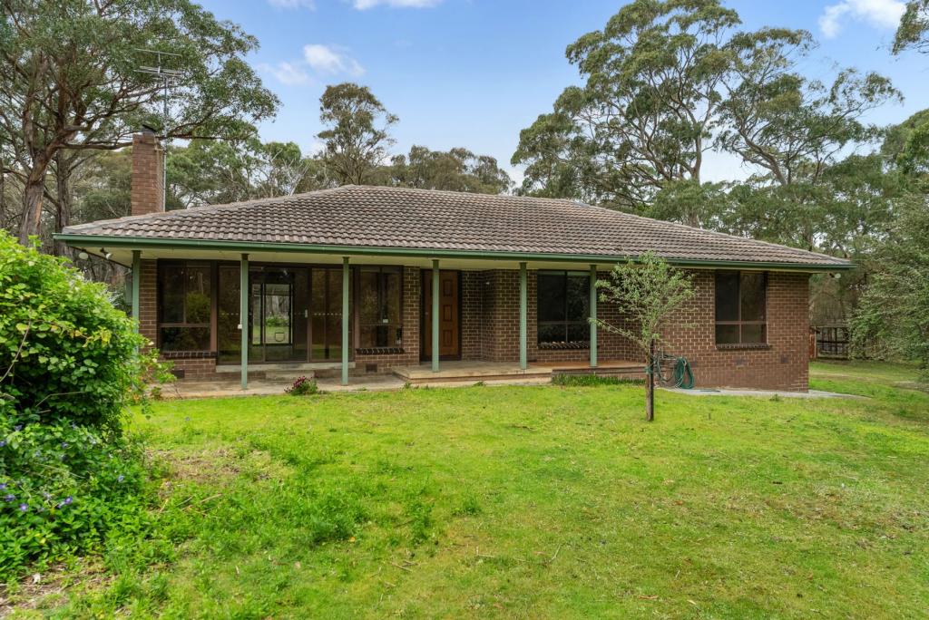 84 La Cote Rd, Greendale, VIC 3341