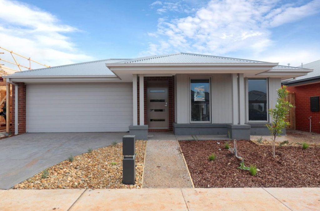8 Baron Rd, Thornhill Park, VIC 3335