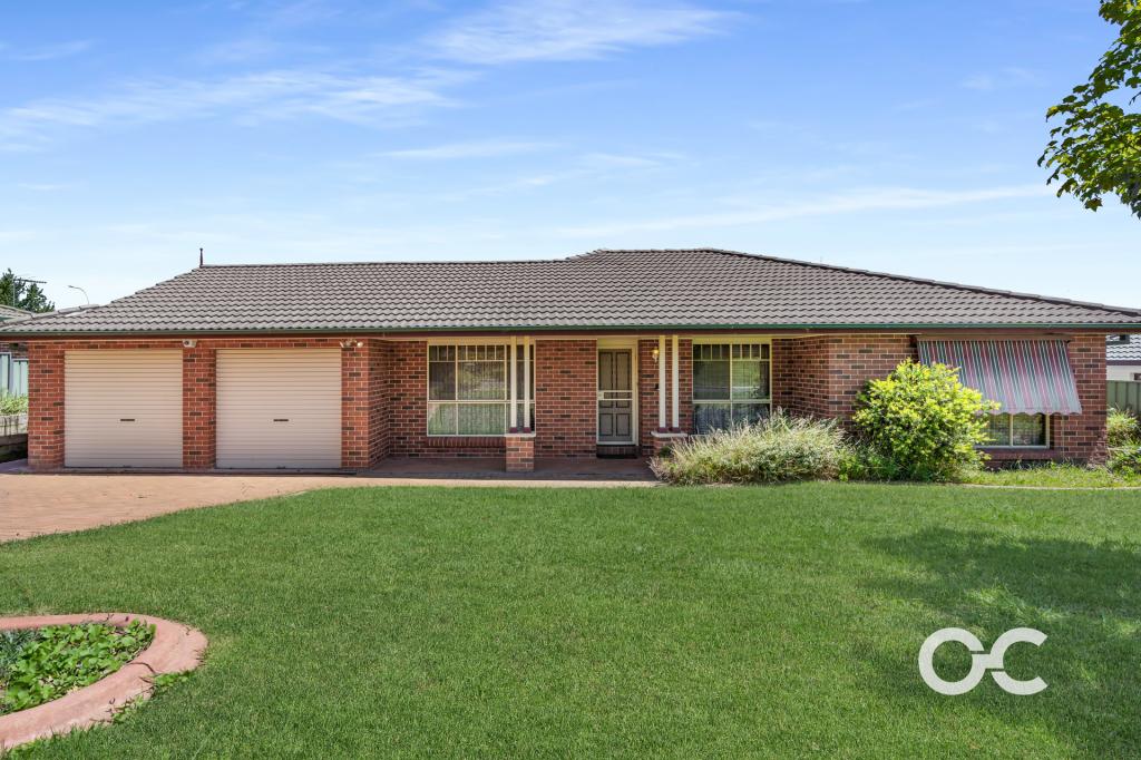 3 Coombes Pl, Orange, NSW 2800