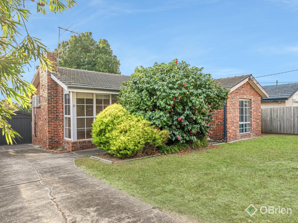 11 Golconda Ave, Frankston, VIC 3199