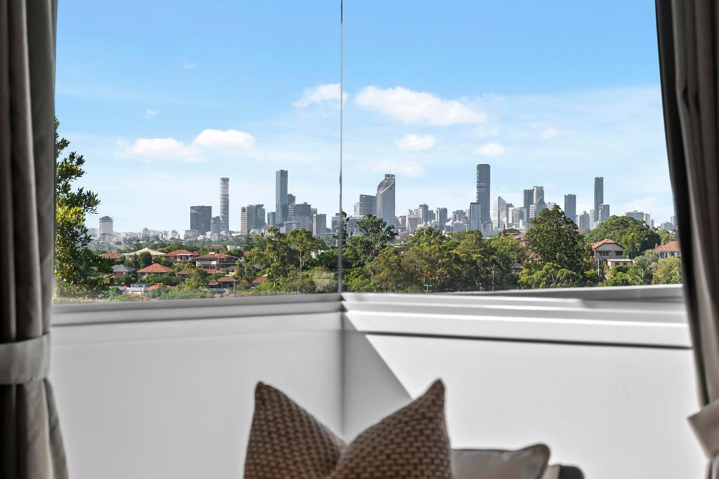 94 Bracken St, Moorooka, QLD 4105