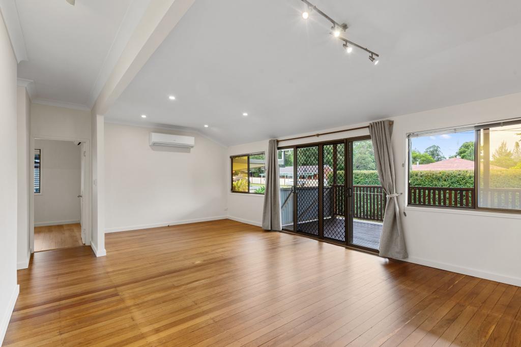 17 Elizabeth St, Cooran, QLD 4569