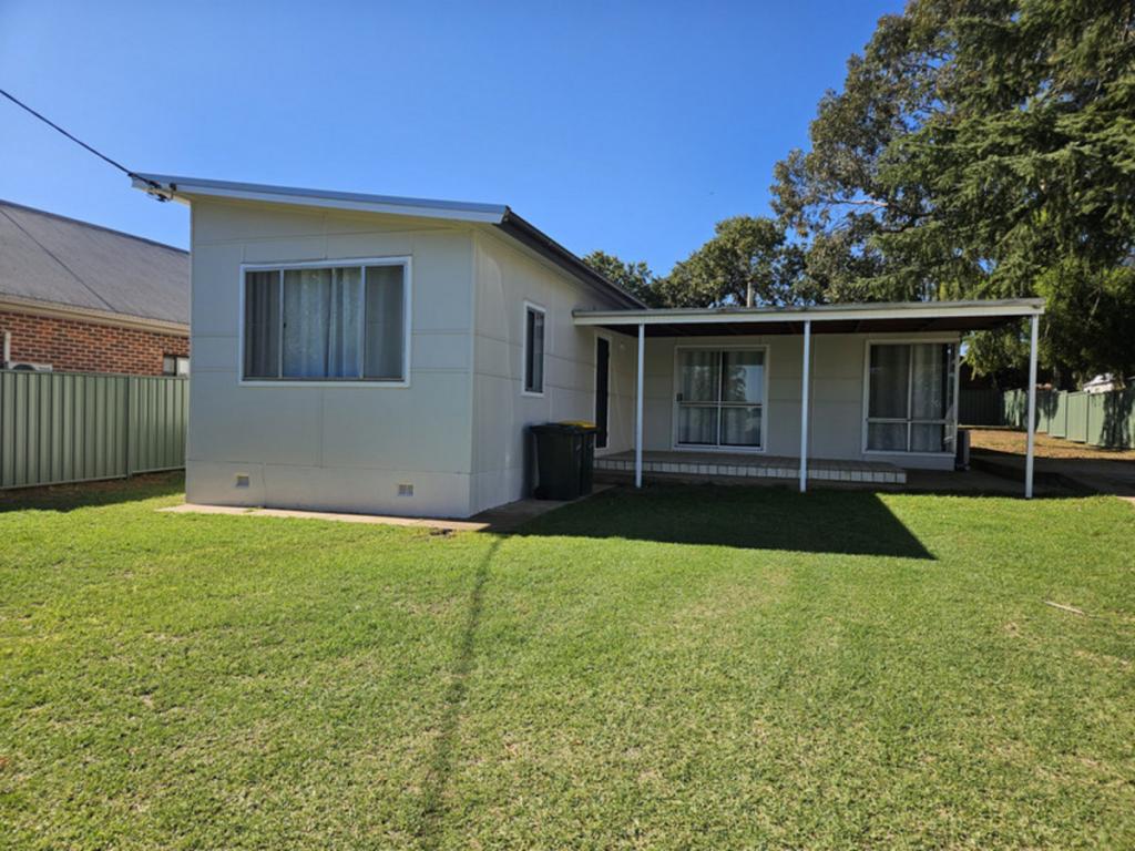101 Lachlan St, Cowra, NSW 2794