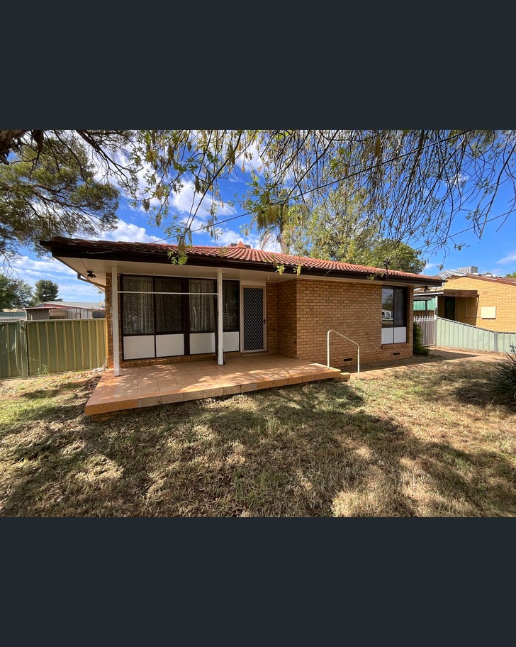 14 Parkinson Cres, Griffith, NSW 2680