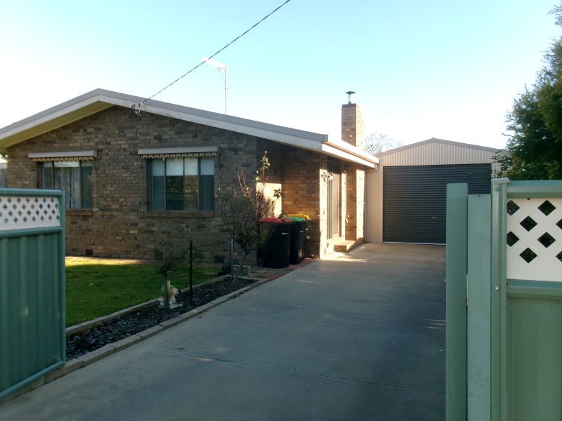 115 Crispe St, Deniliquin, NSW 2710