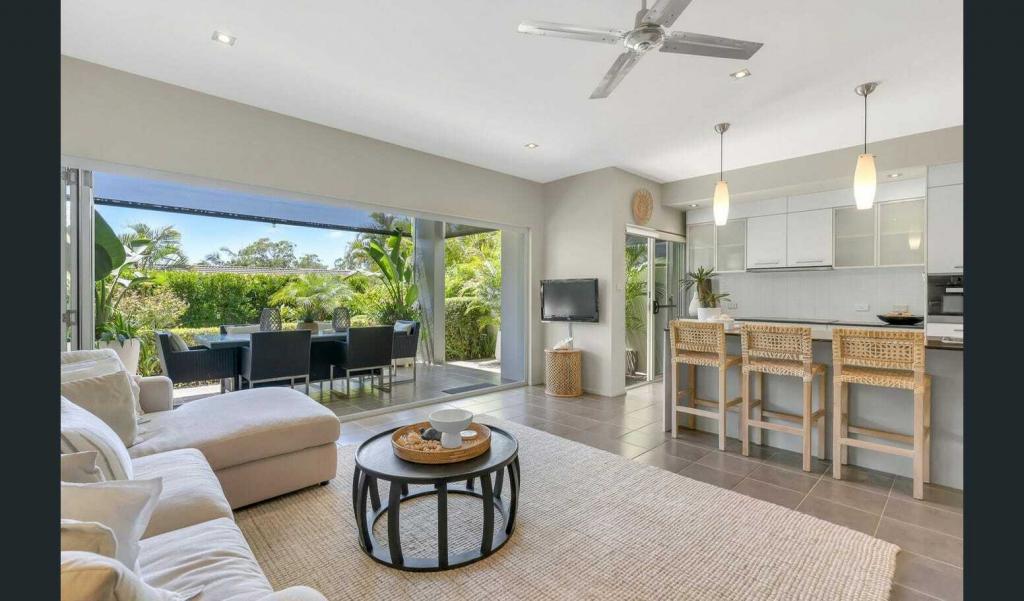 15 Headland Rd, Sapphire Beach, NSW 2450