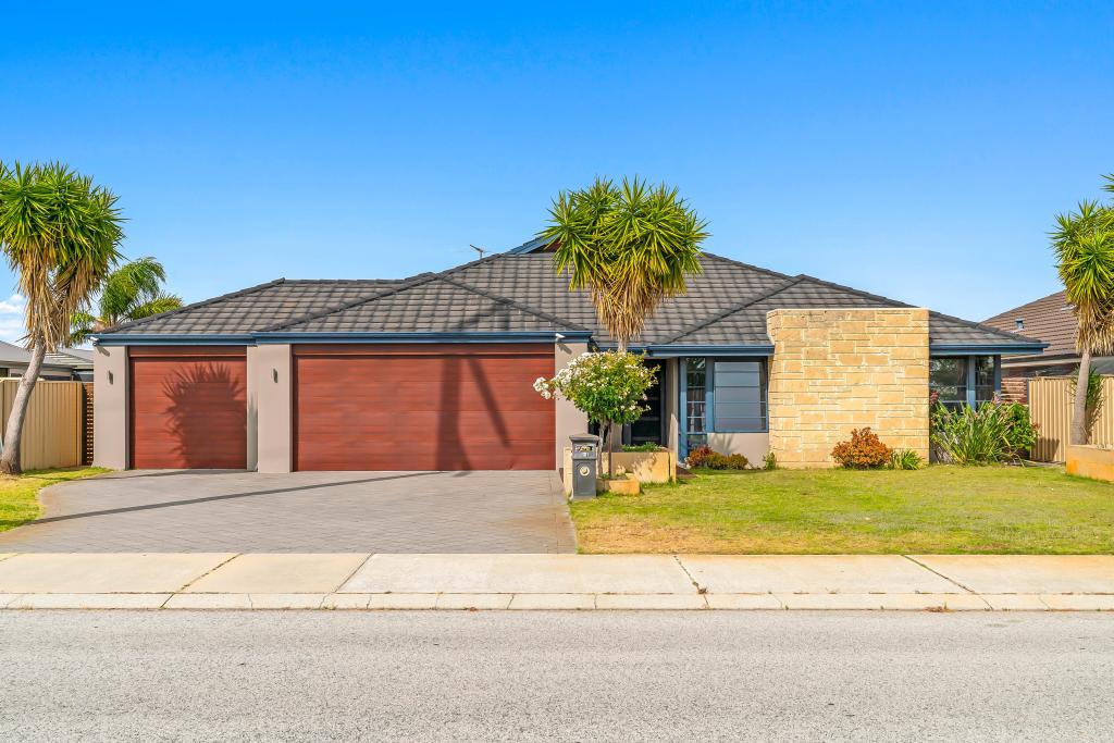 121 Comrie Rd, Canning Vale, WA 6155