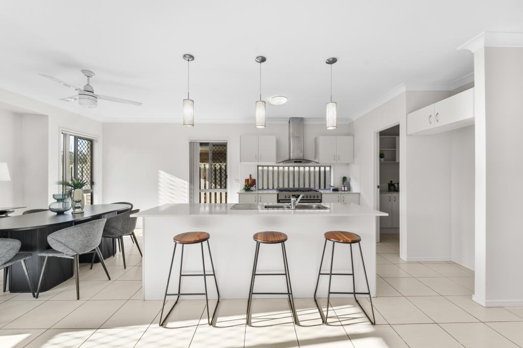 81 Tasman Bvd, Fitzgibbon, QLD 4018