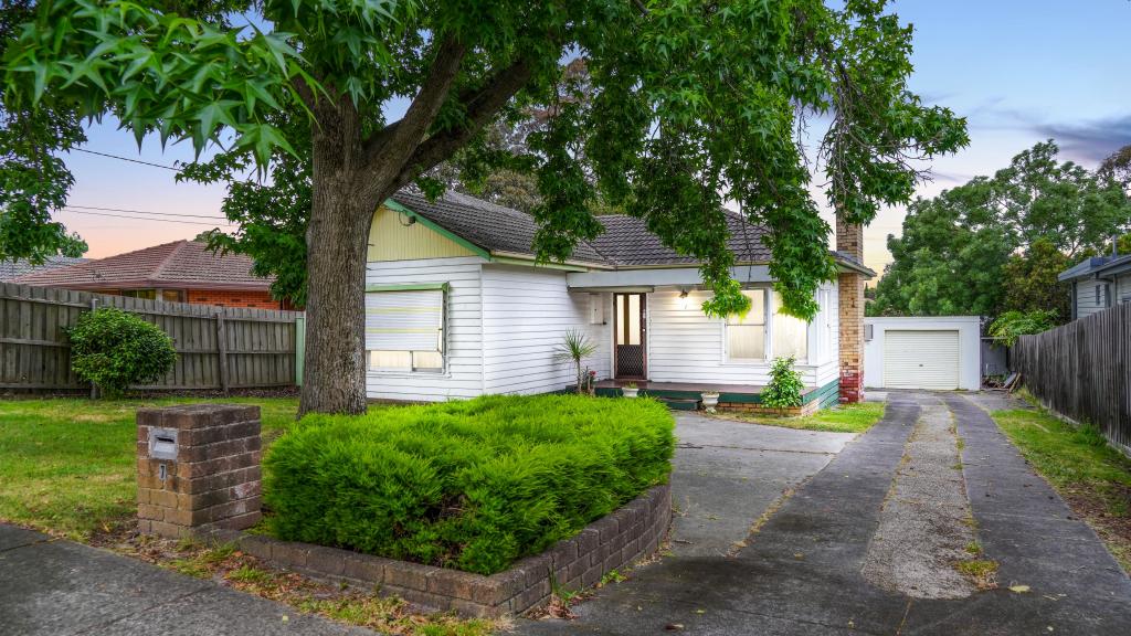 7 Hillside Ave, Dandenong North, VIC 3175