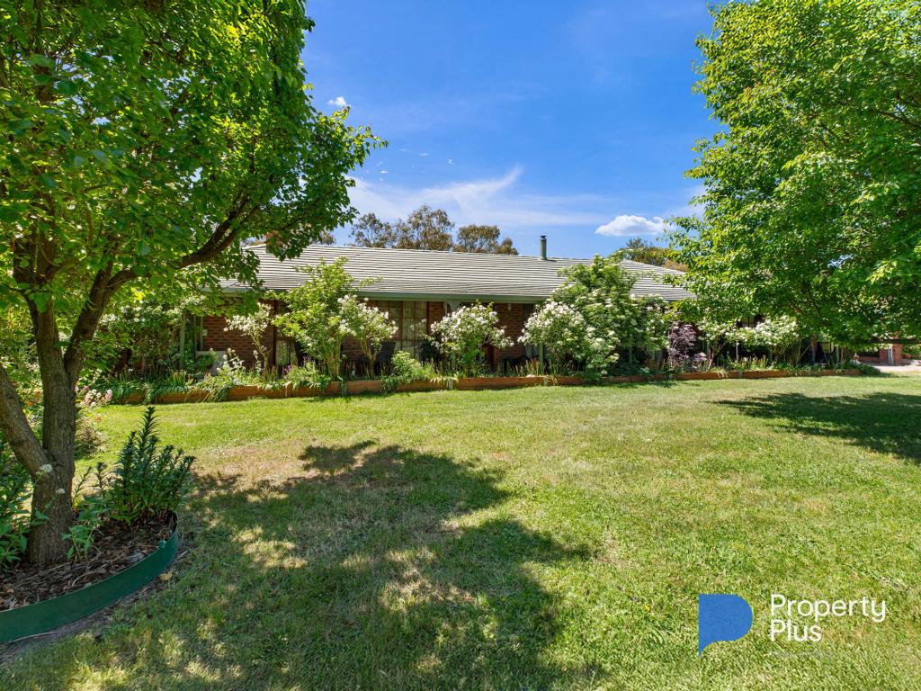 222 Eagles Rd, Harcourt, VIC 3453