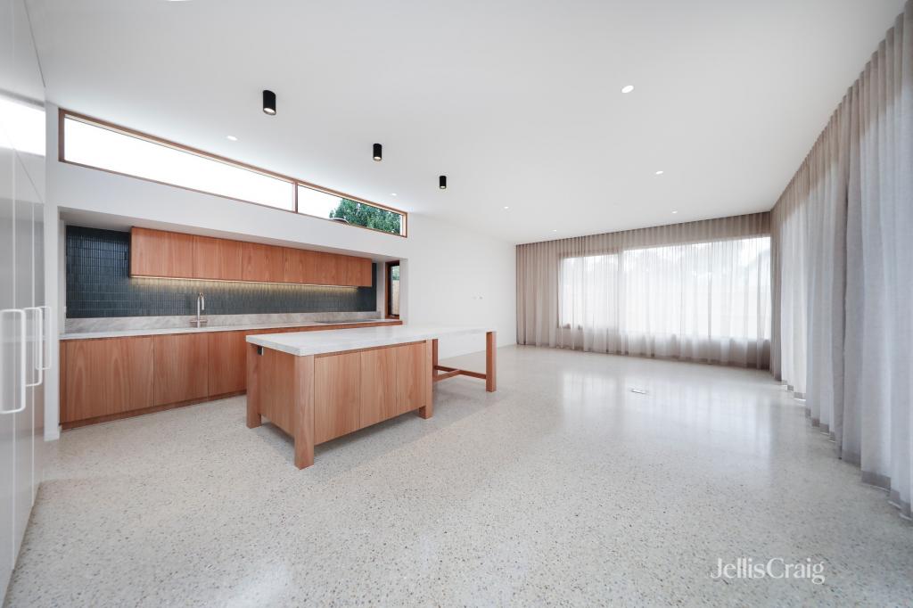 15 Mcdonald St, Northcote, VIC 3070