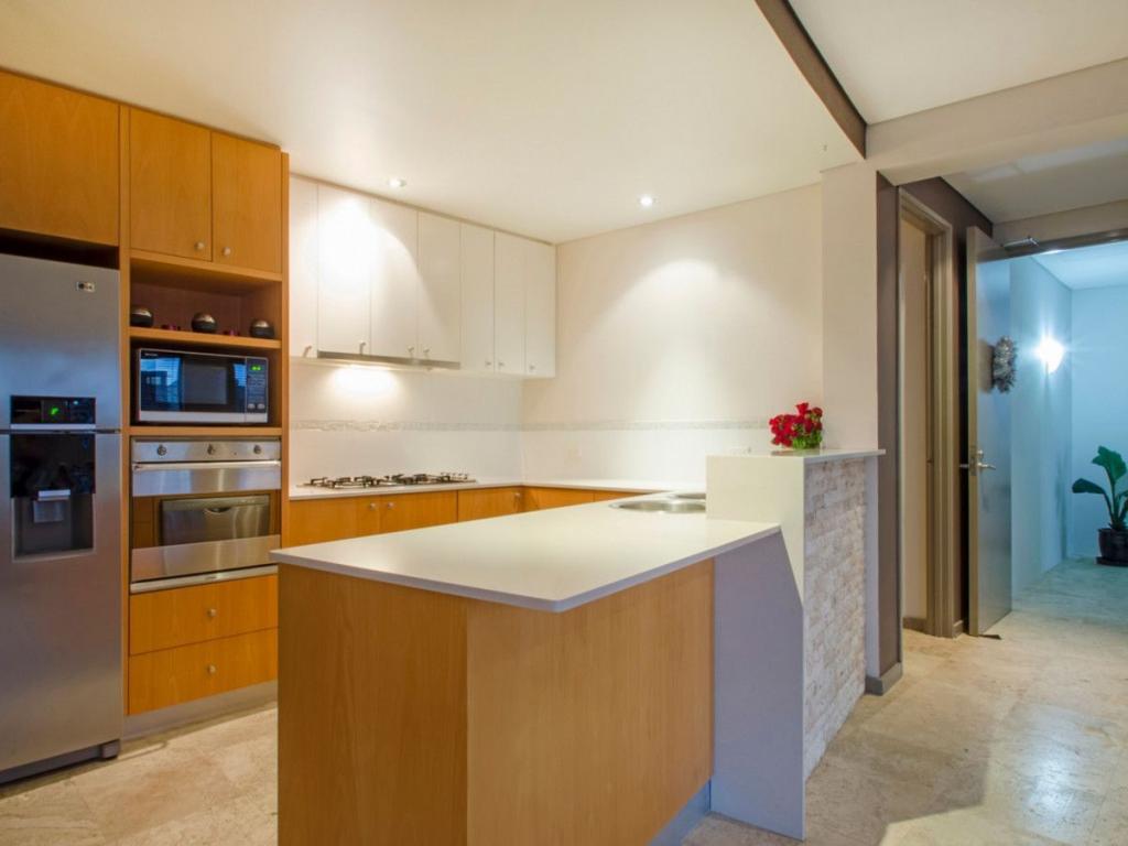 2/33 Royal St, East Perth, WA 6004