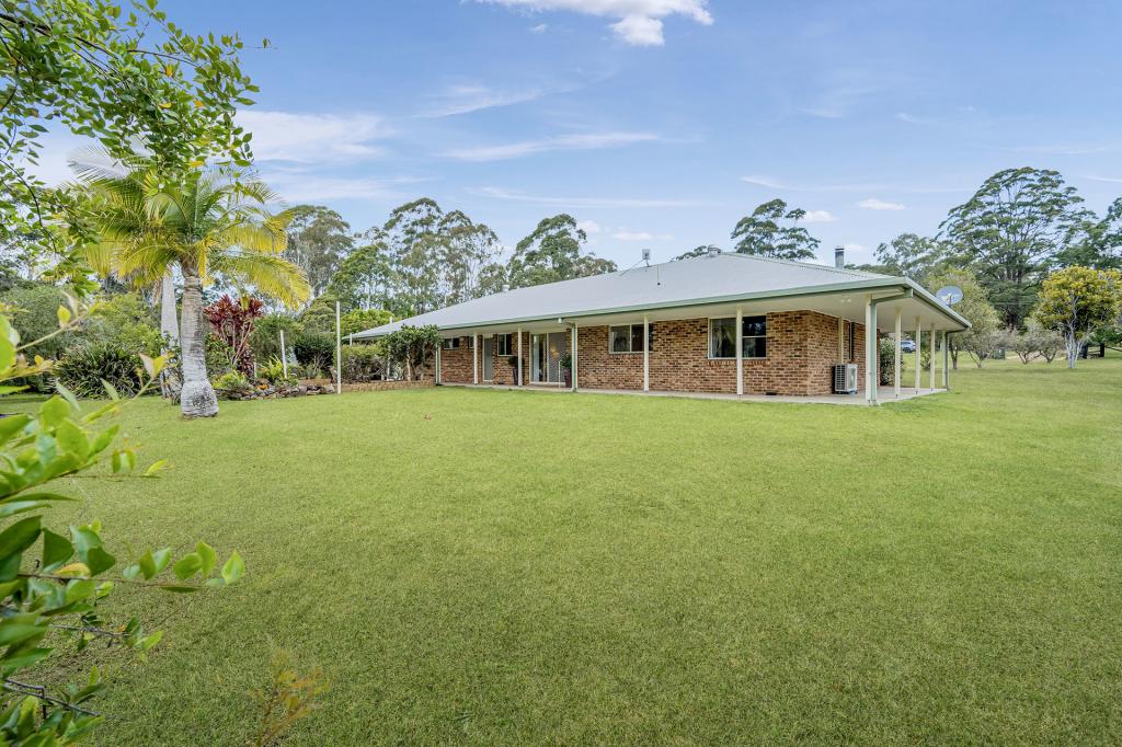 211 Long Point Dr, Lake Cathie, NSW 2445