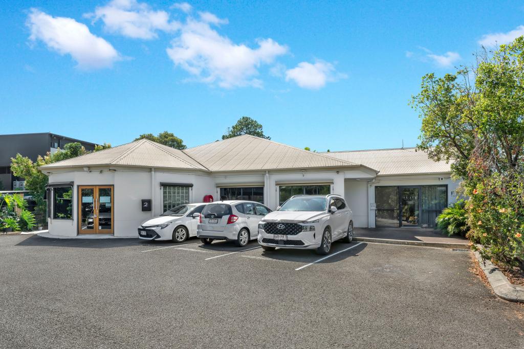 2 & 3/8 Denna St, Maroochydore, QLD 4558