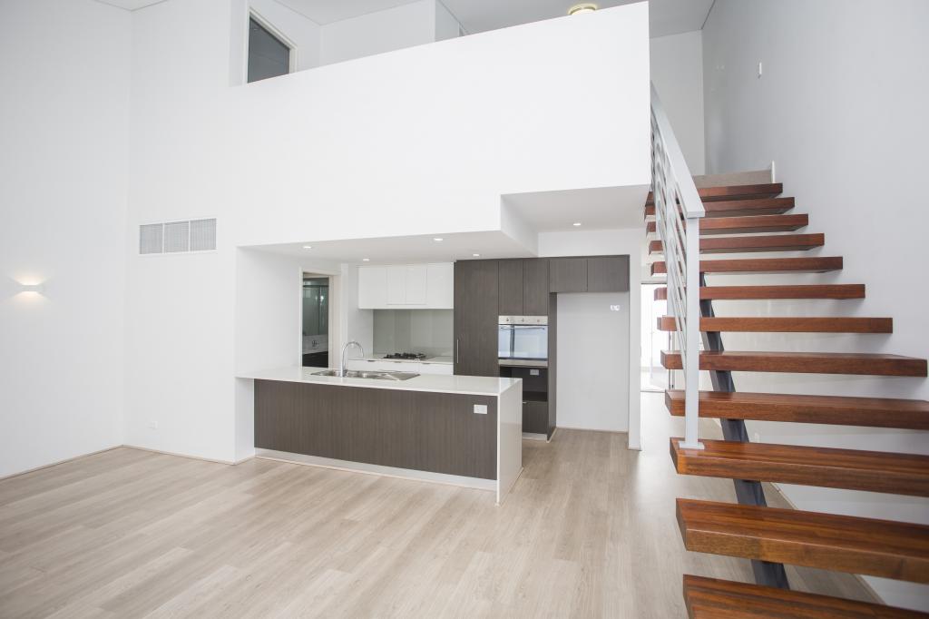 15/2 Downey Dr, Como, WA 6152