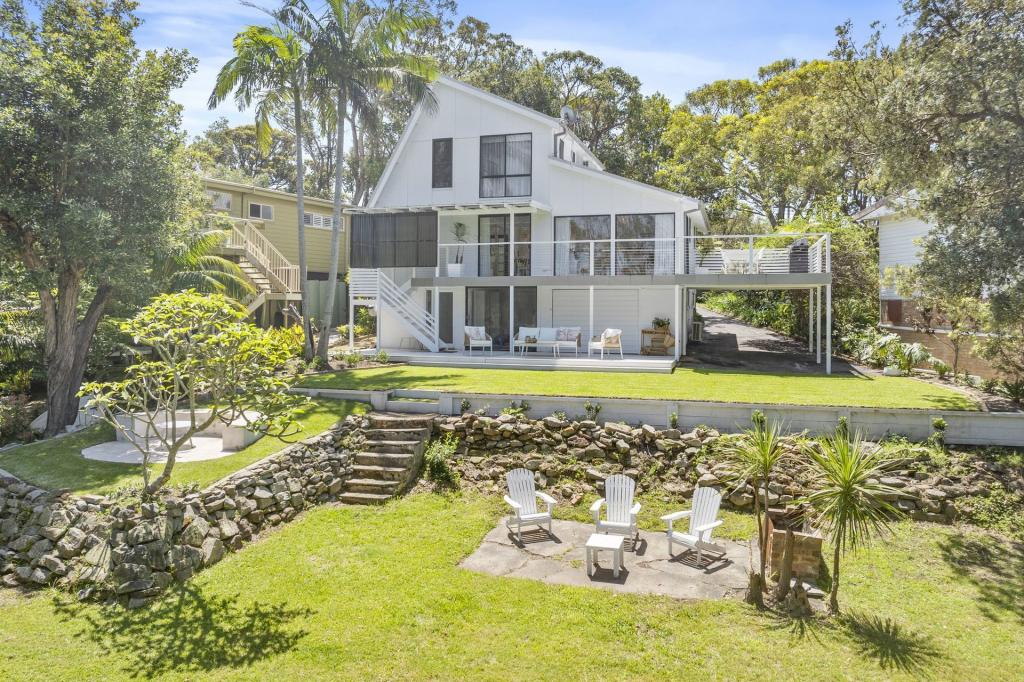102 Blue Bell Dr, Wamberal, NSW 2260