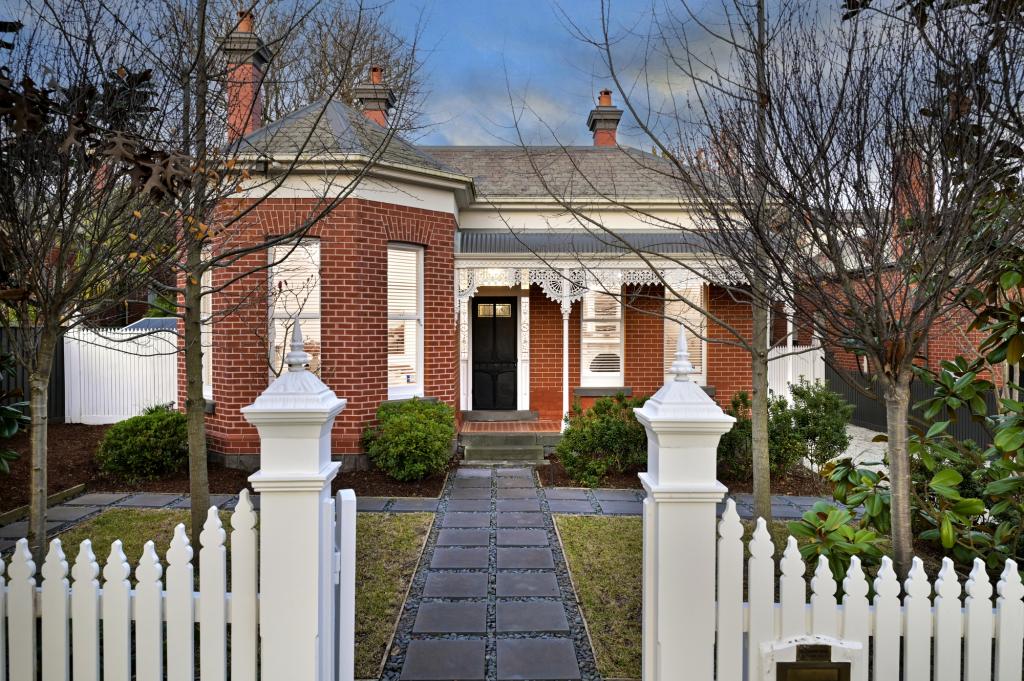 29 Loch St, Camberwell, VIC 3124