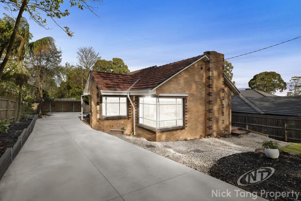 17 Blossom St, Mitcham, VIC 3132