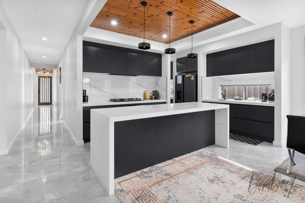 9 Argenta St, Mickleham, VIC 3064