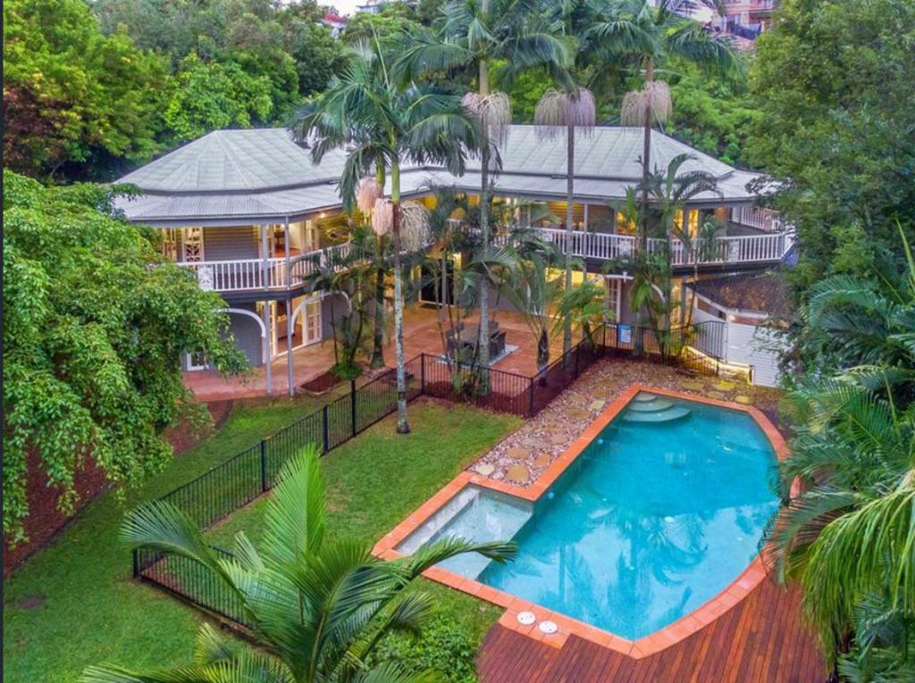 48 Instow St, Yeronga, QLD 4104