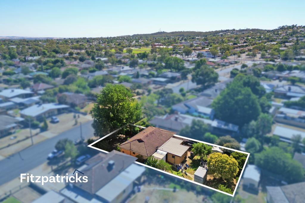 10 BRUCE ST, TOLLAND, NSW 2650