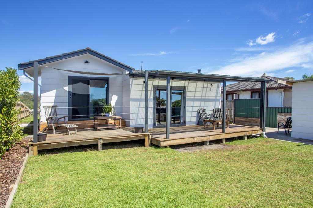 1 Valerie St, Taree, NSW 2430