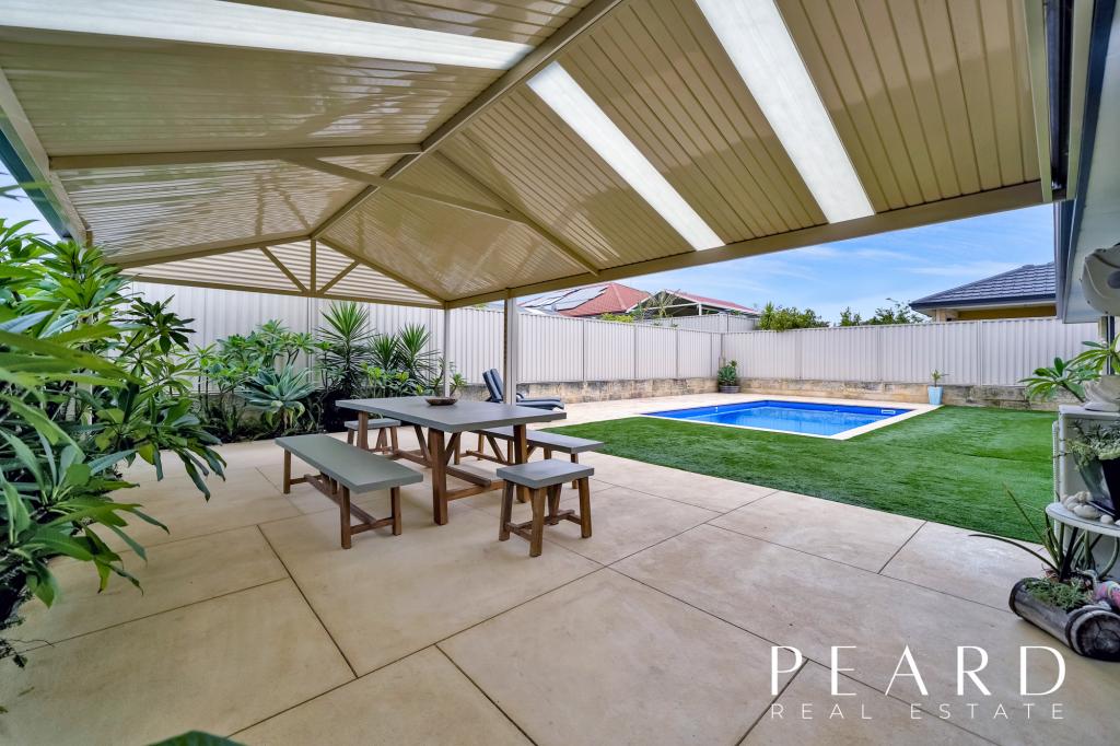 14 Plumeria Rise, Sinagra, WA 6065