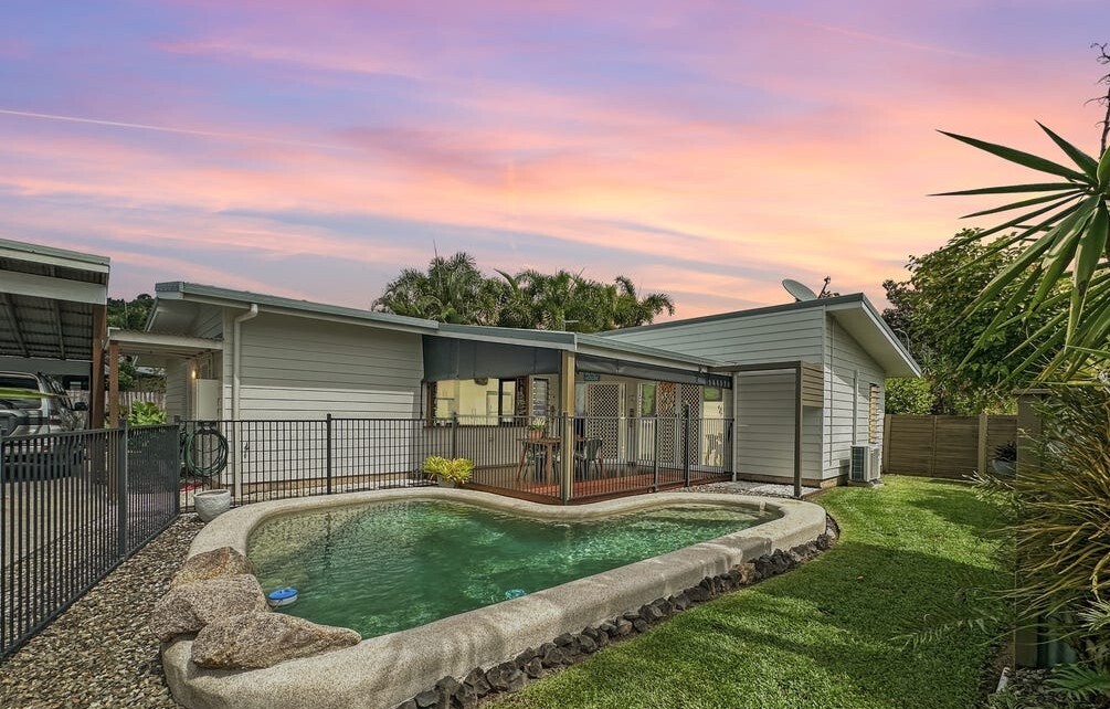 21 Voyager St, South Mission Beach, QLD 4852
